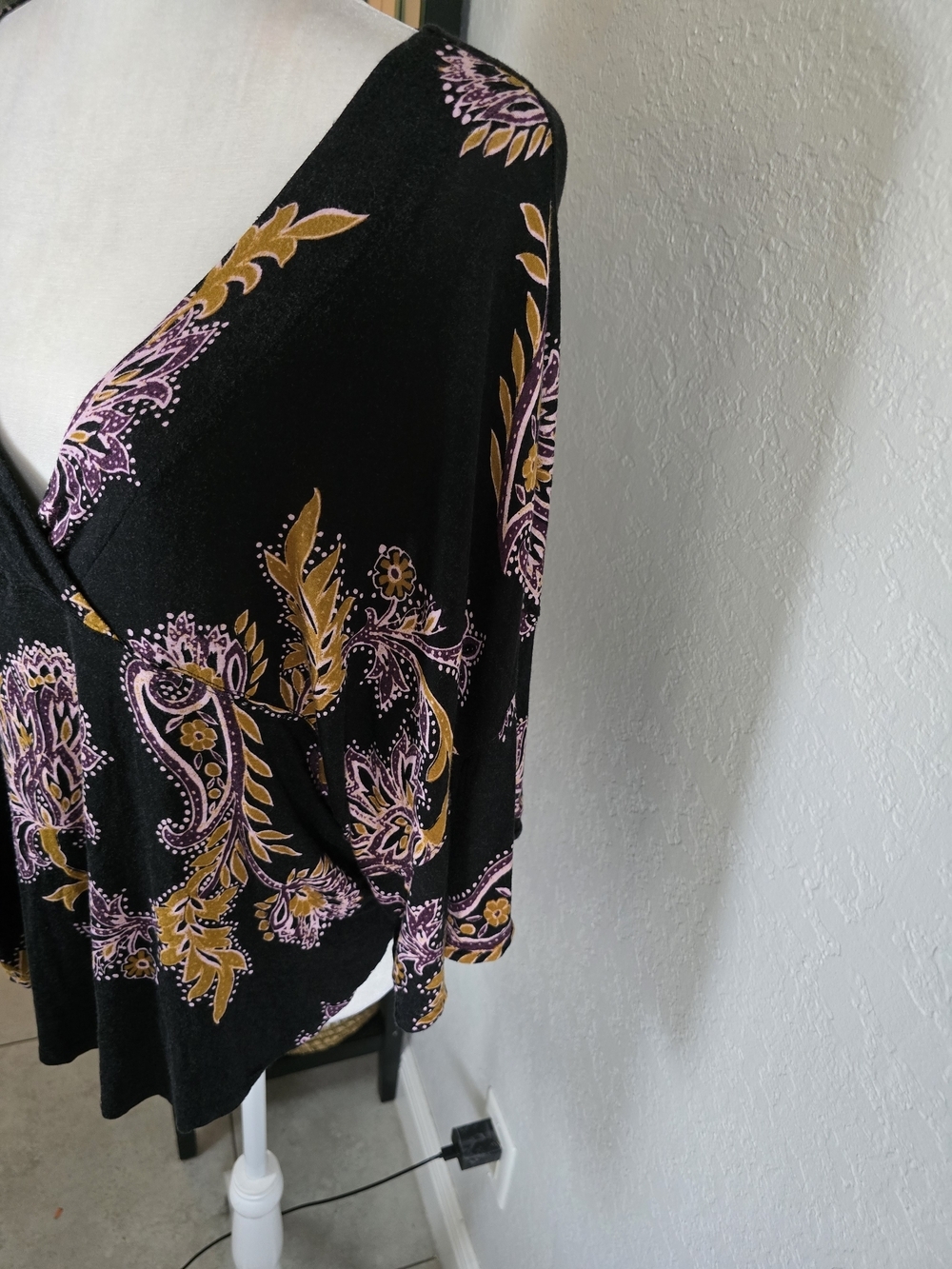 Free People Women’s Maui Wowie Top Batik Tie Side Boho XS - Picture 6 of 10